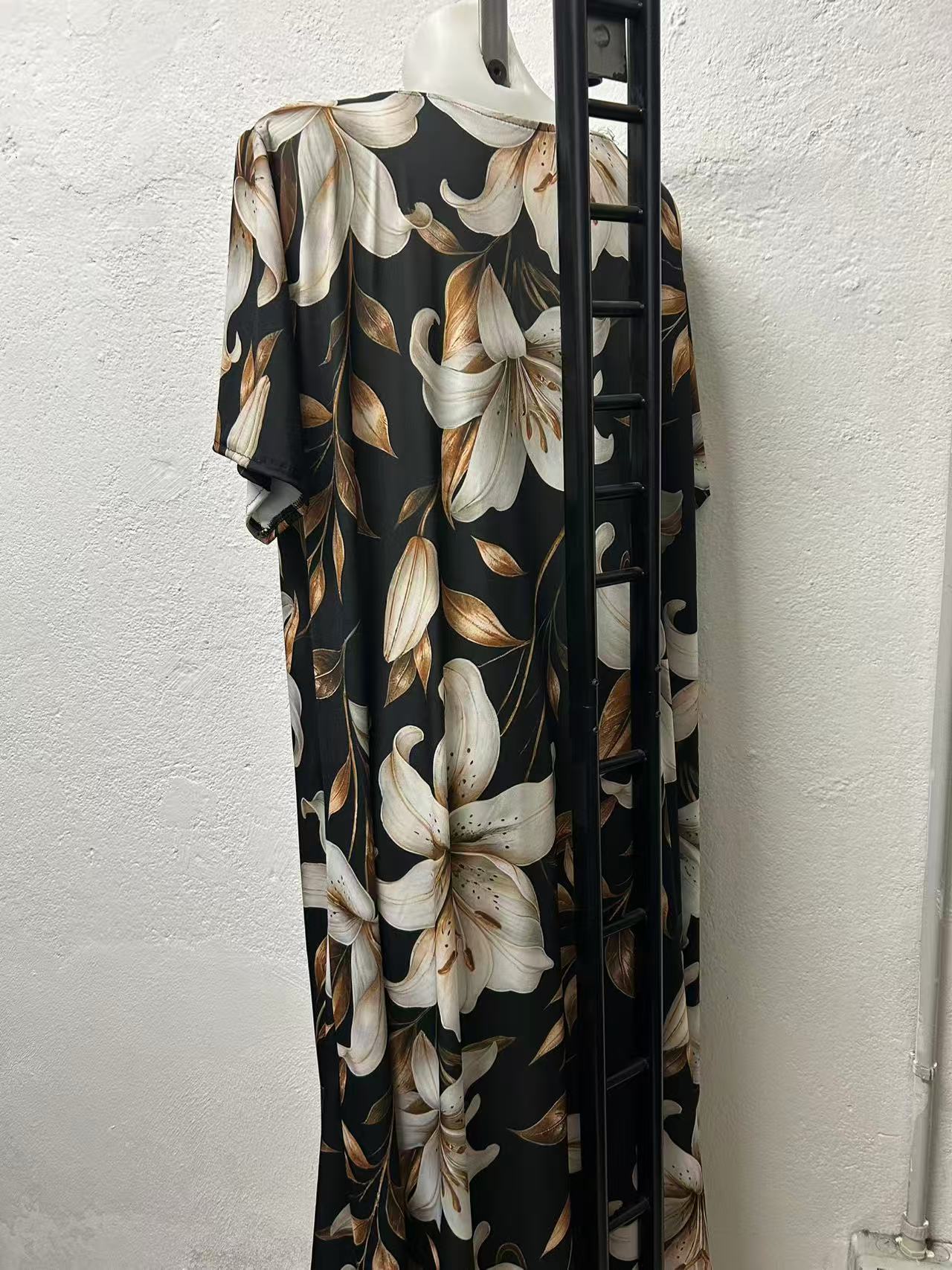 Kleid cod:Lu161 Gr:60/66+