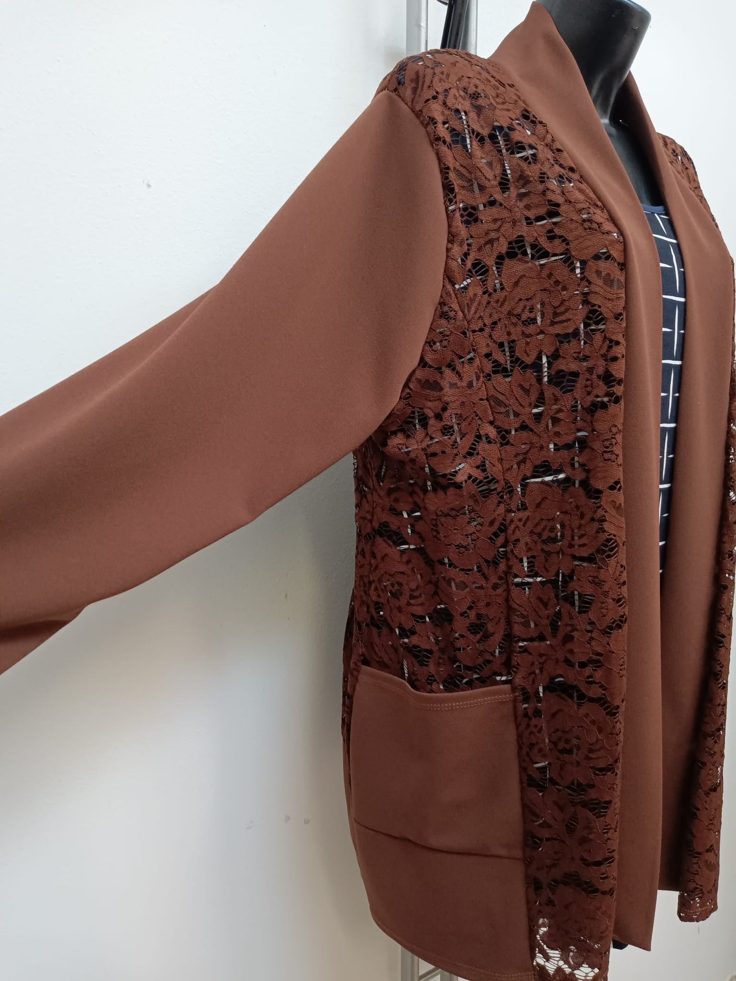 Cardigan di pizzo Cod.Lu346 Tg. 60 - 62 - taglie_forti