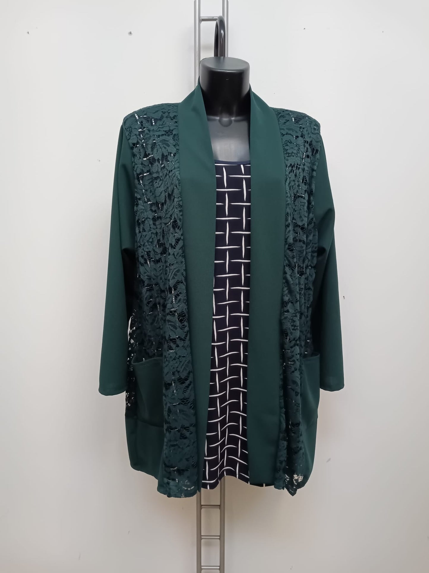 Cardigan di pizzo Cod.Lu346 Tg. 60 - 62 - taglie_forti