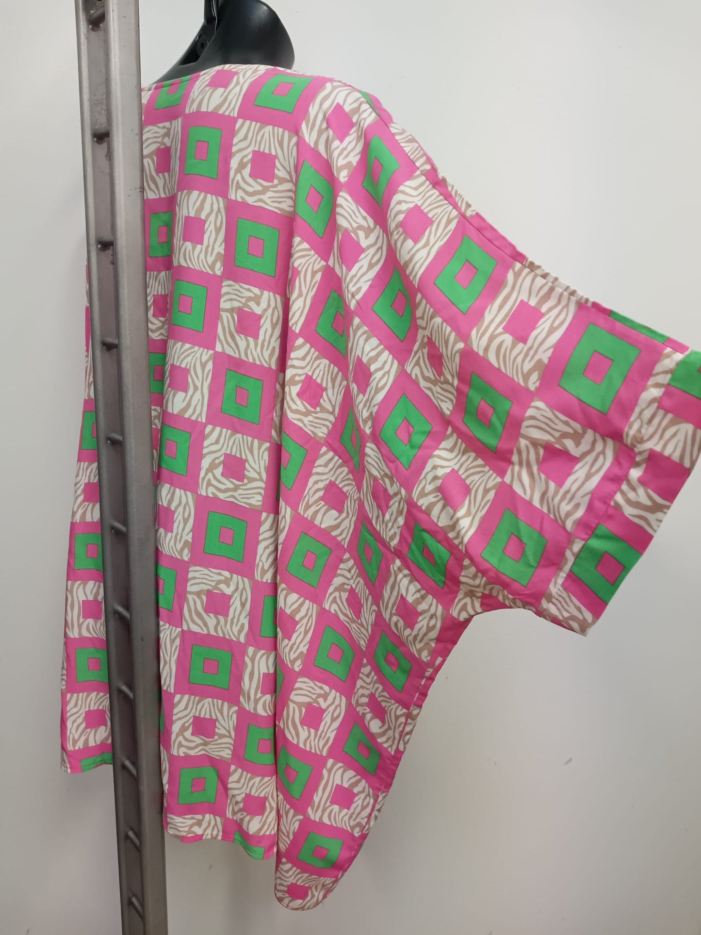 Maglia Cod.Fe125 Tg.64 - 66+ - #taglie_forti#