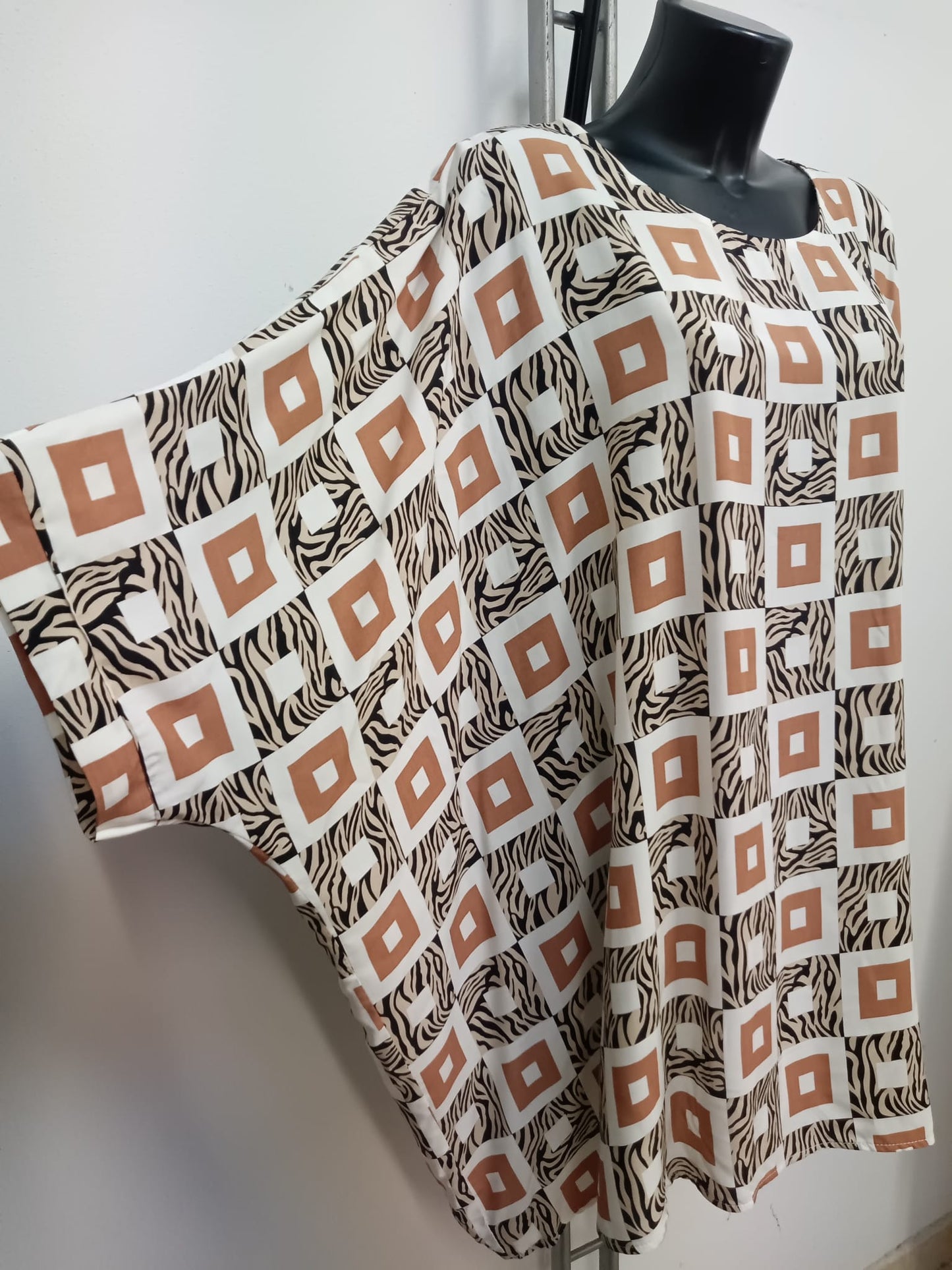 Maglia Cod.Fe125 Tg.64 - 66+ - #taglie_forti#