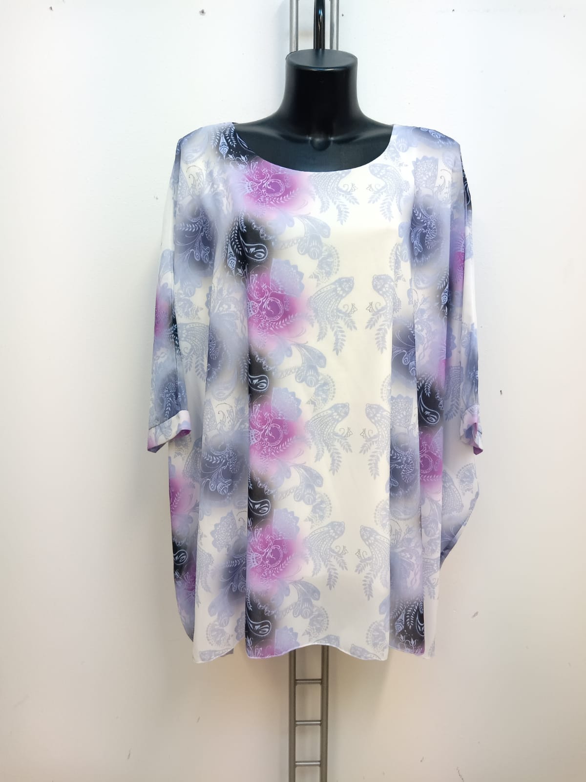 Maglia Cod.Ma102 Tg.62 - 66 - #taglie_forti#