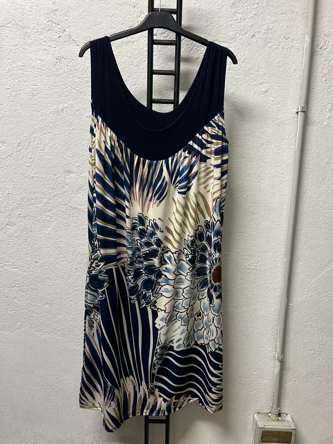 Kleid Cod.Lu132 Gr.56-58