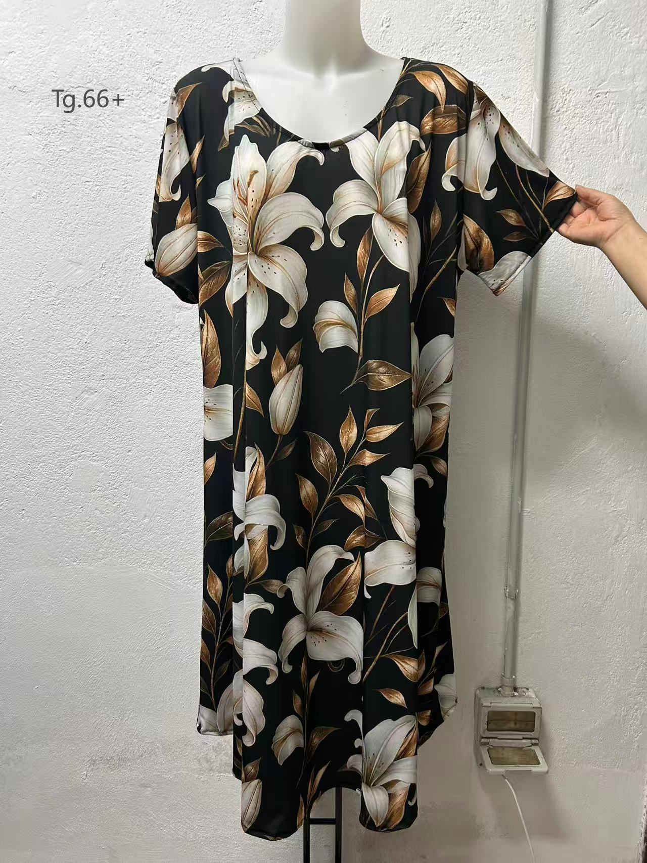 Kleid cod:Lu161 Gr:60/66+