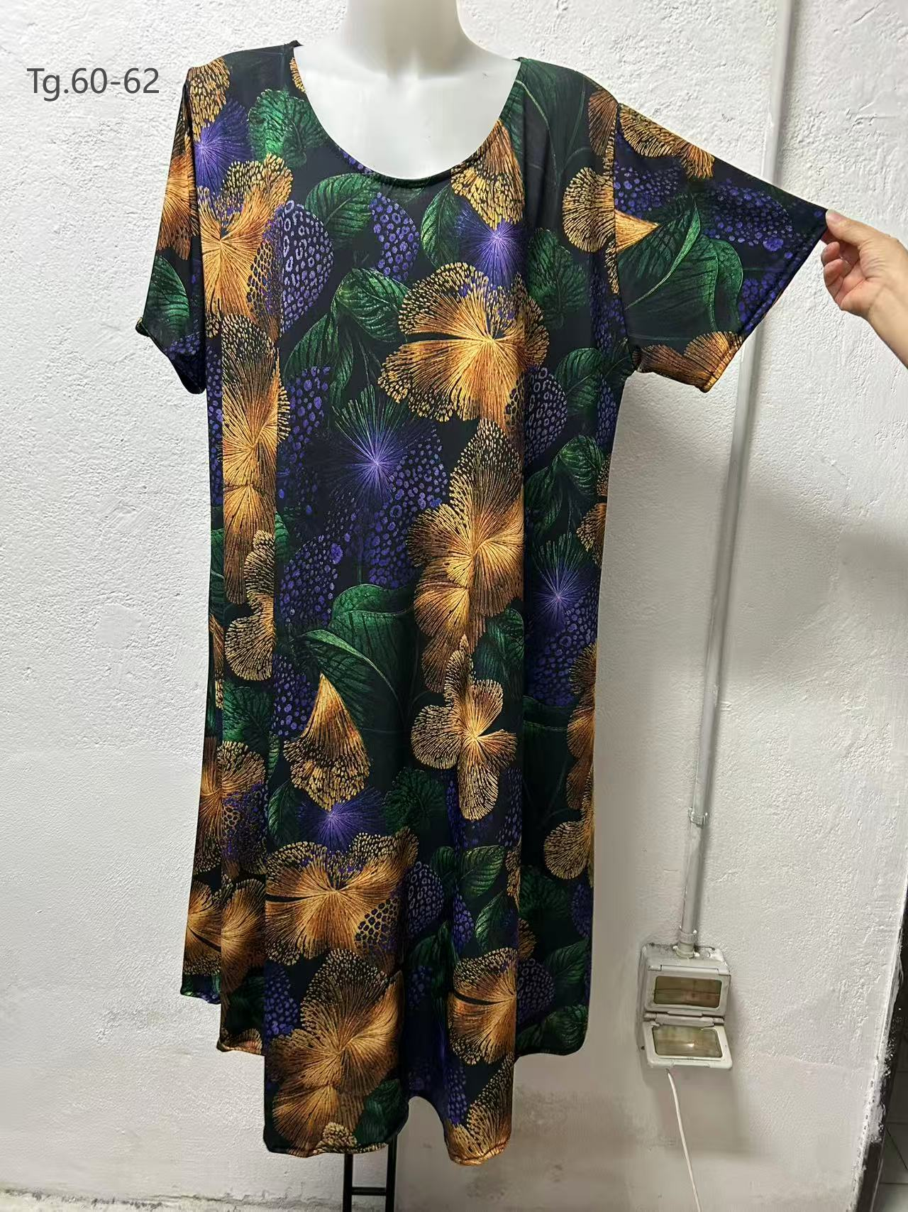 Kleid Art.-Nr.: Lu198 Gr.: 60/66+