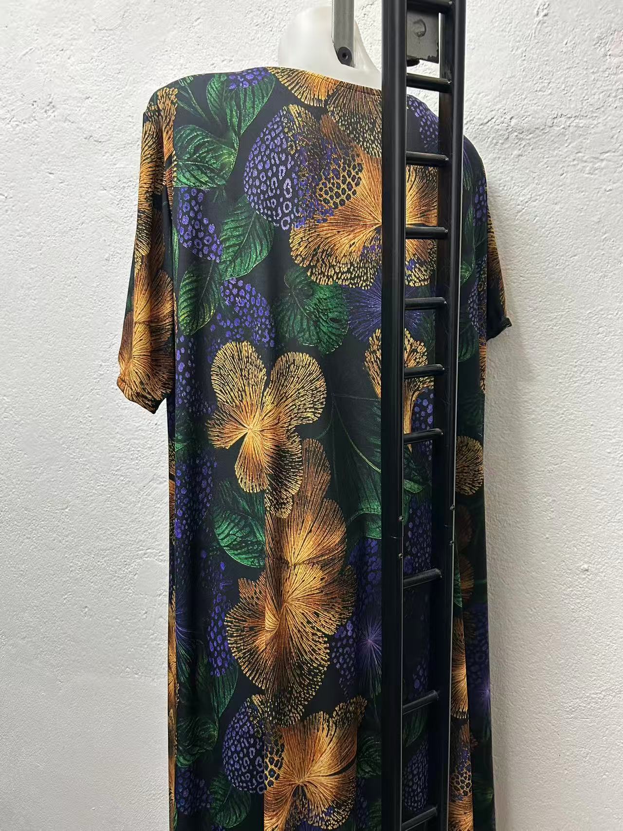 Kleid Art.-Nr.: Lu198 Gr.: 60/66+
