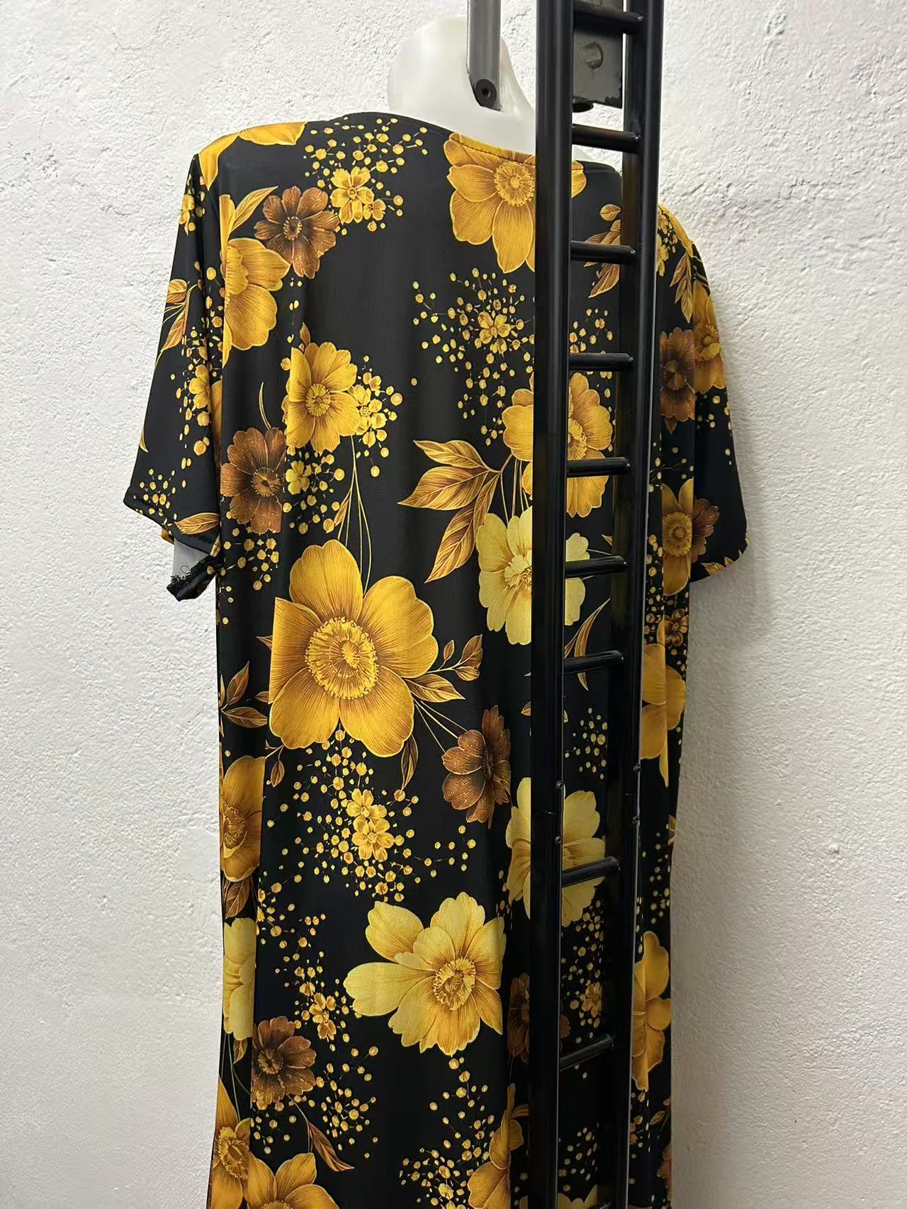 Kleid Art.-Nr.: Lu198 Gr.: 60/66+