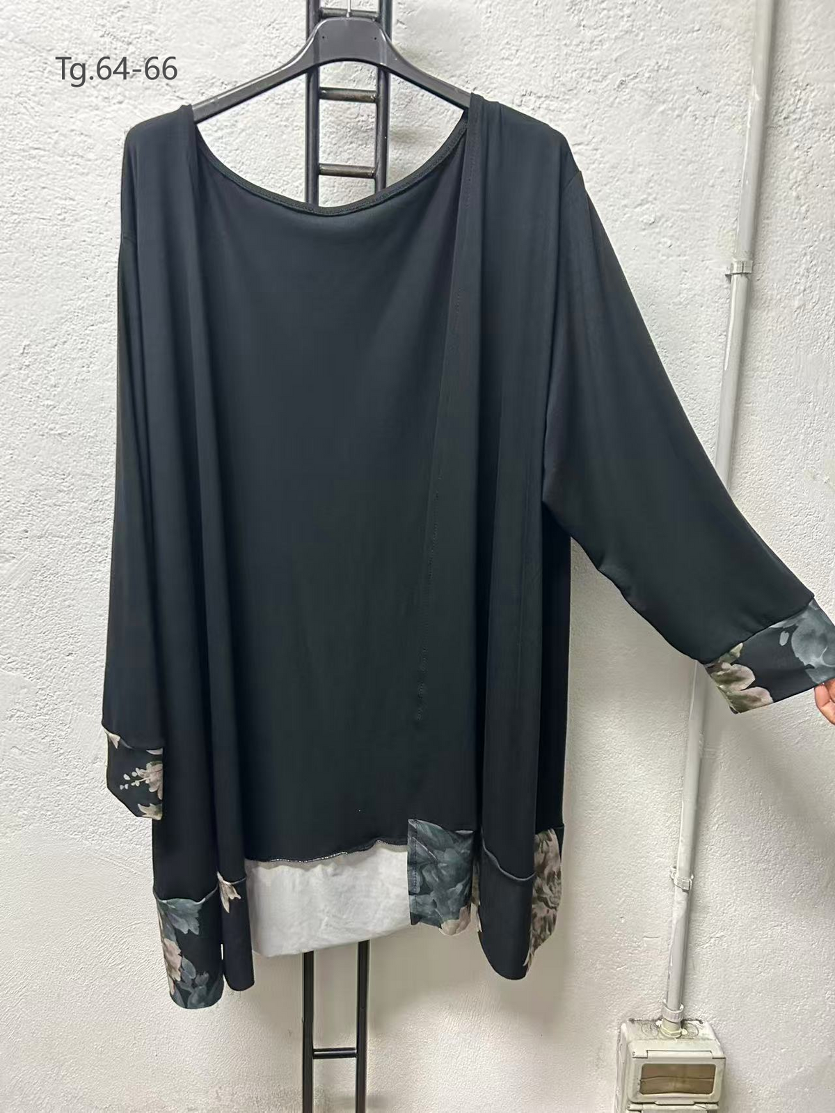 Cardigan cod:No096 tg:60/66+