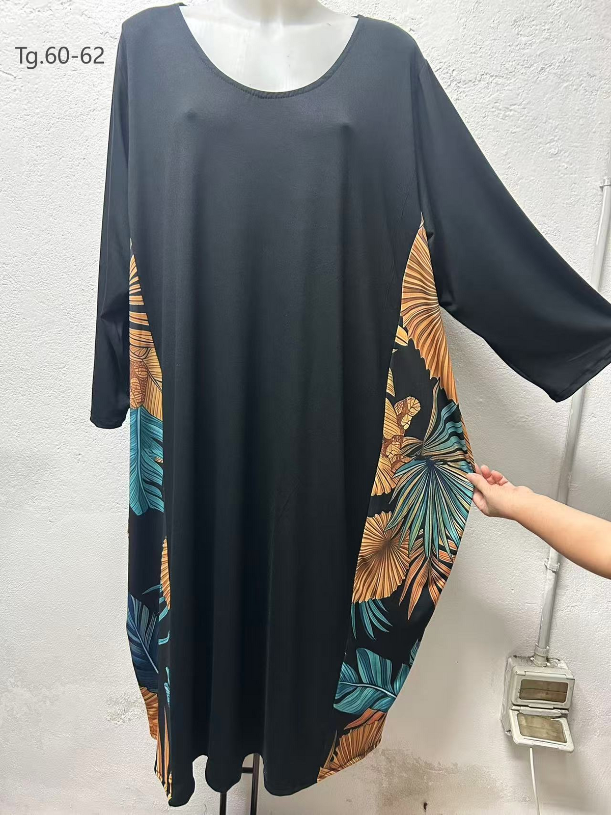 Vestito Cod.No105 Tg.60-66+