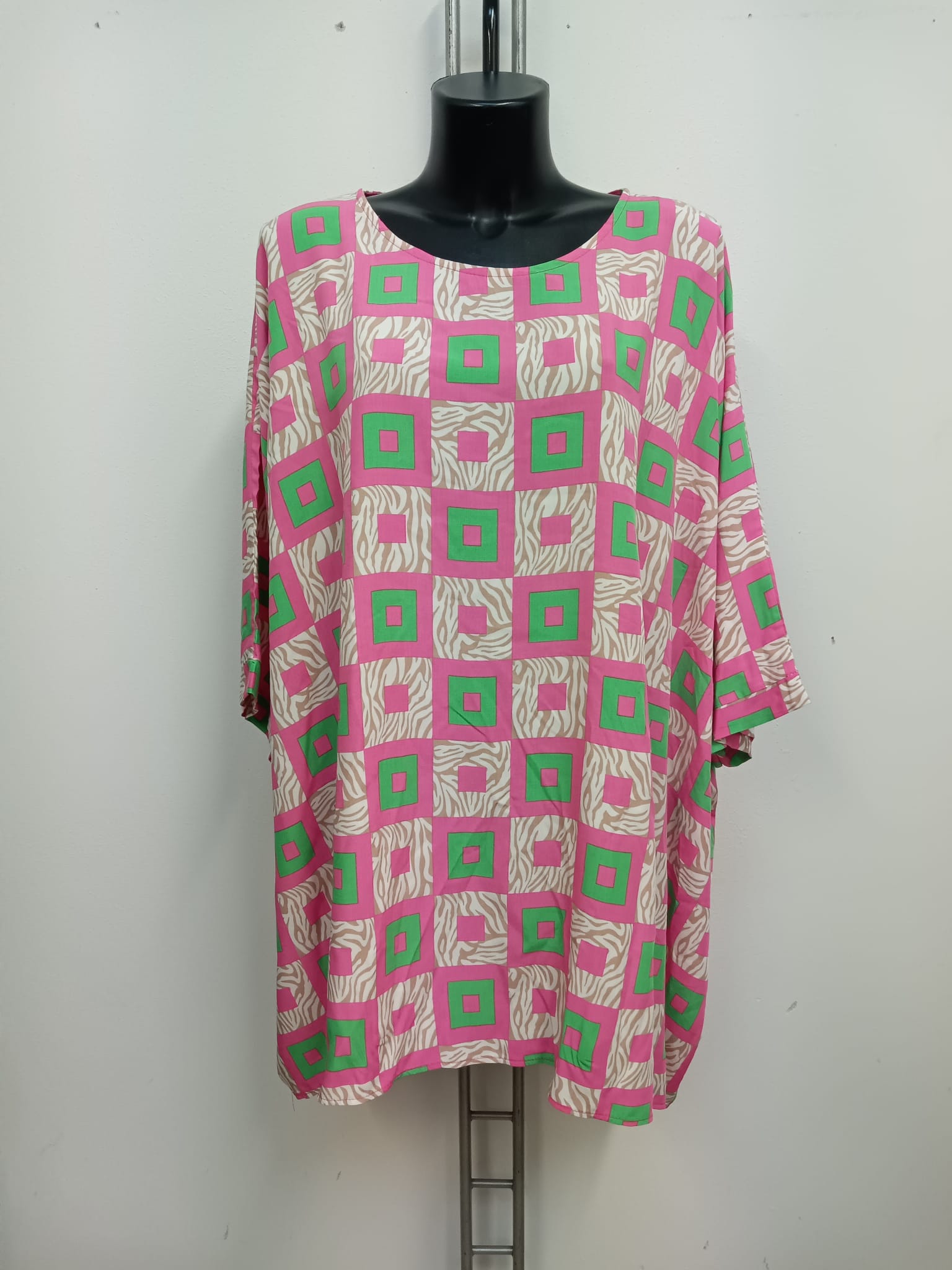 Maglia Cod.Fe125 Tg.64 - 66+ - #taglie_forti#
