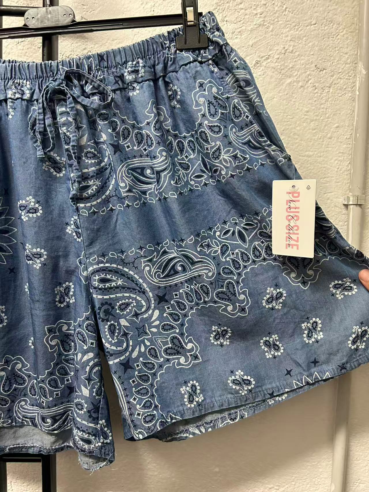 Pantaloncini Cod.Lu100 Tg.54-58 - taglie_forti